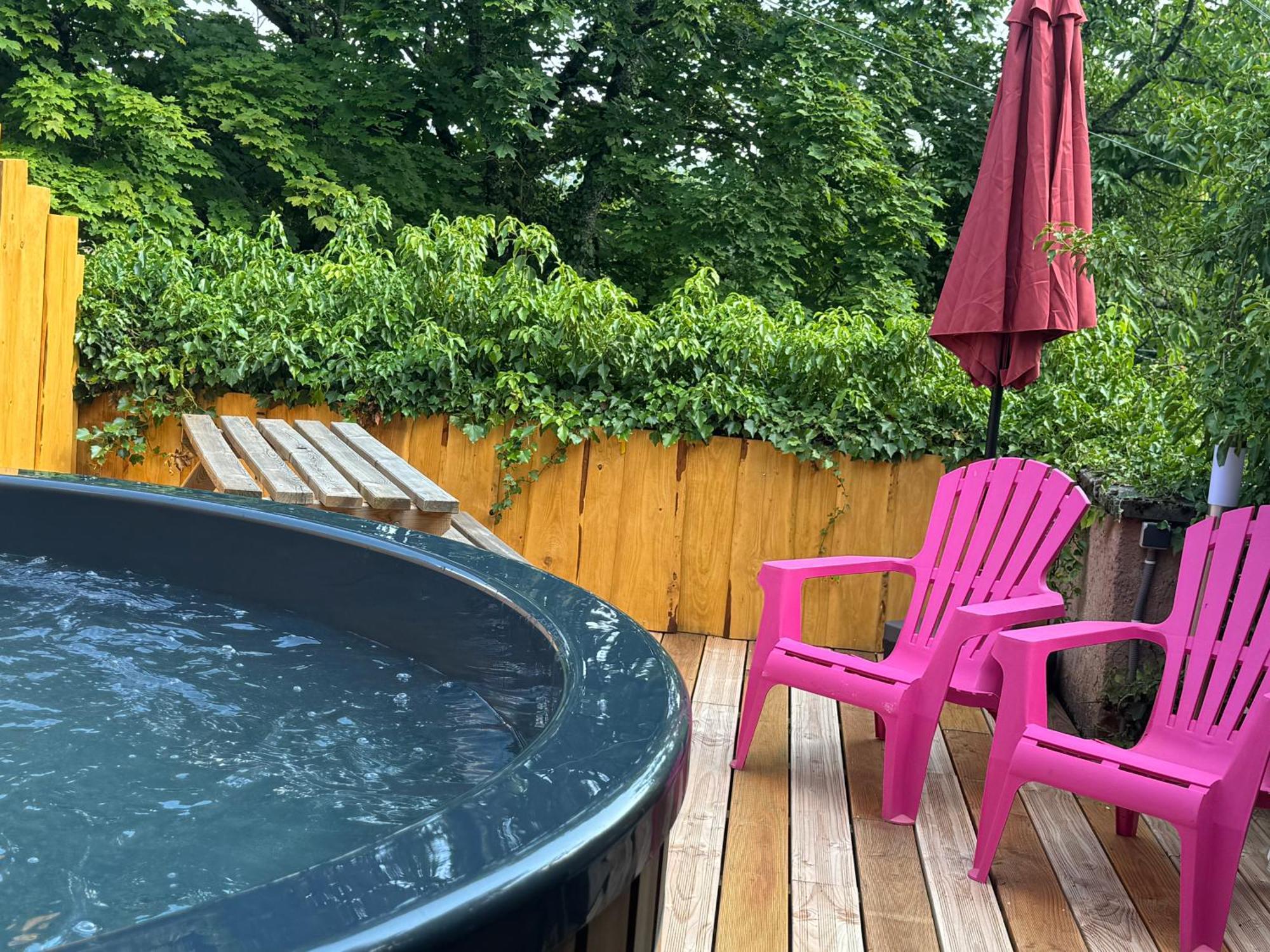Gite Au Manoir Des Sens Avec Bain Nordique Jacuzzi Bergheim Exterior foto